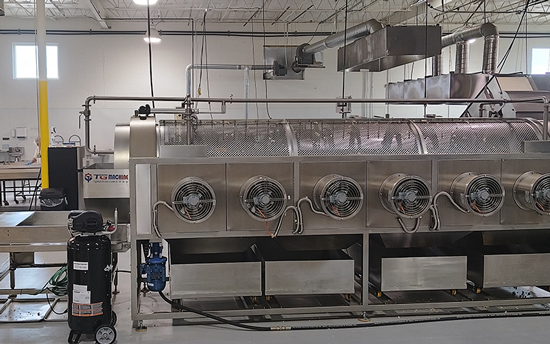 Линия по производству попкорна в США